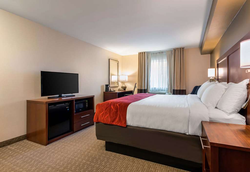 Comfort Suites Atlantic City North - photo 9