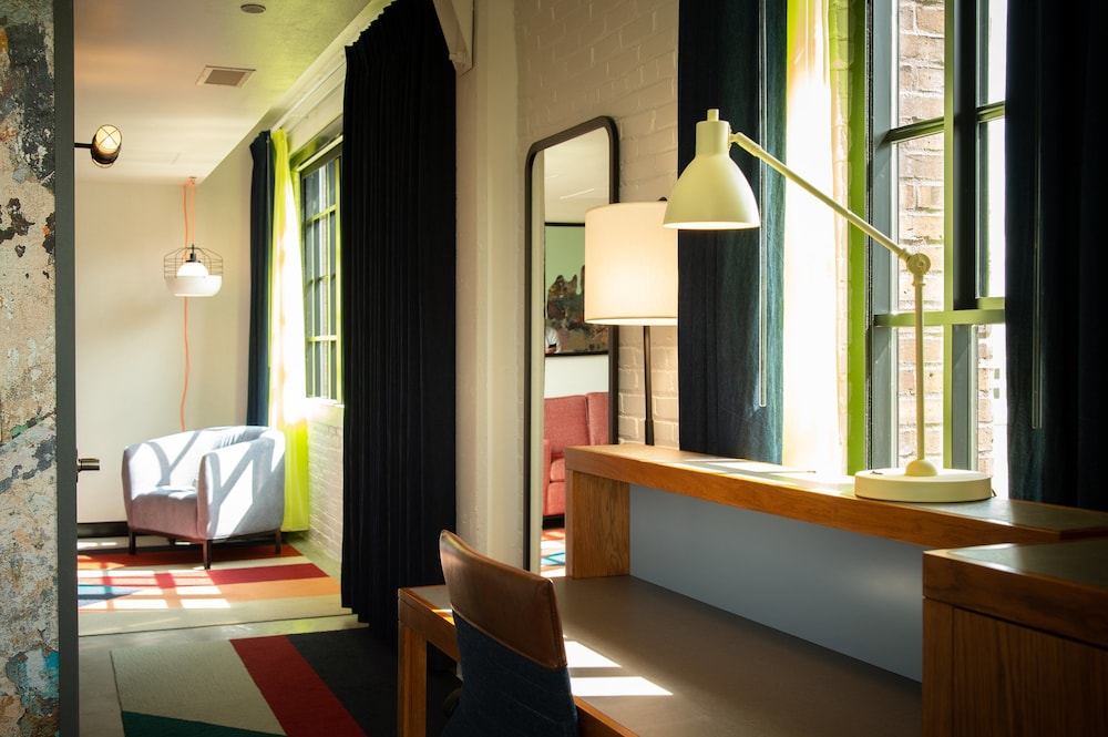 Hotel Indigo Madison Downtown by IHG - photo 9