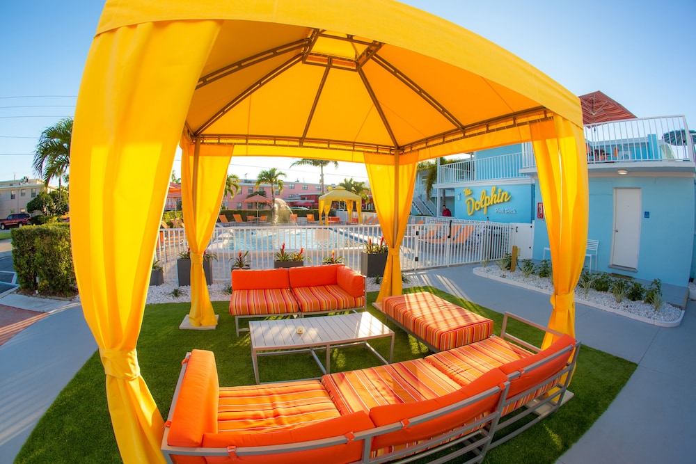 St Pete Beach Suites - photo 78