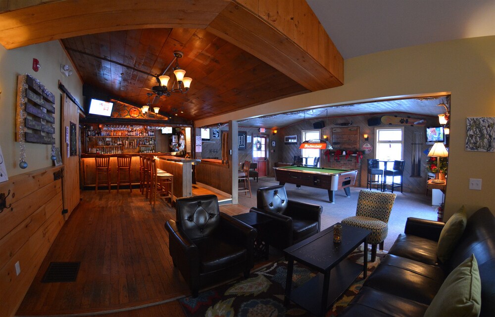 Hyde Away Inn - photo 44