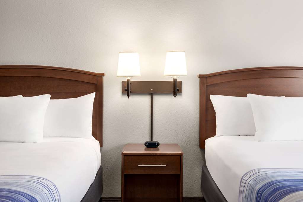 AmericInn by Wyndham Sauk Centre - photo 24