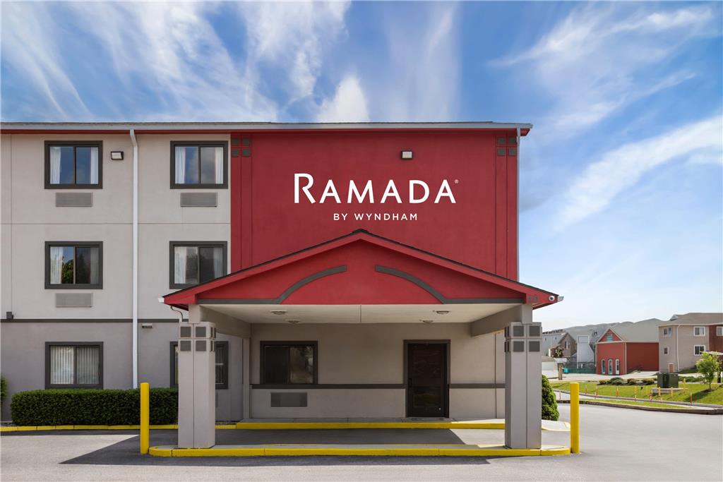 Ramada by Wyndham York Harrisburg Hershey - photo 2