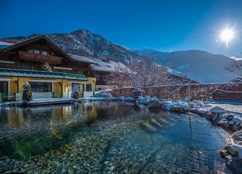 Haus Katharina — 4-Star Luxury Hotel in Bad Hofgastein, Austria