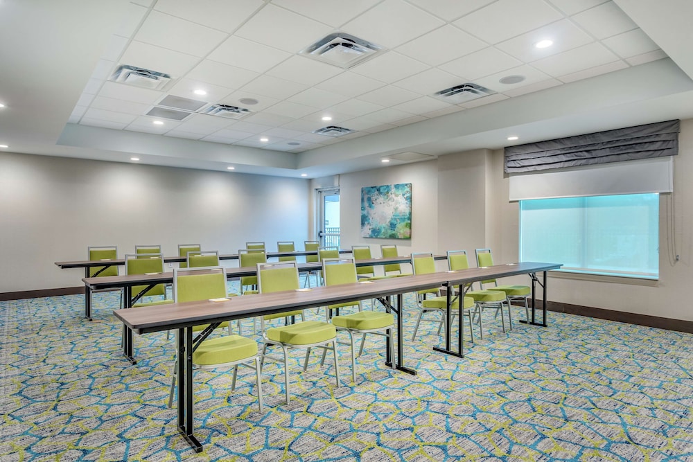 Hampton Inn & Suites Saraland Mobile - photo 29
