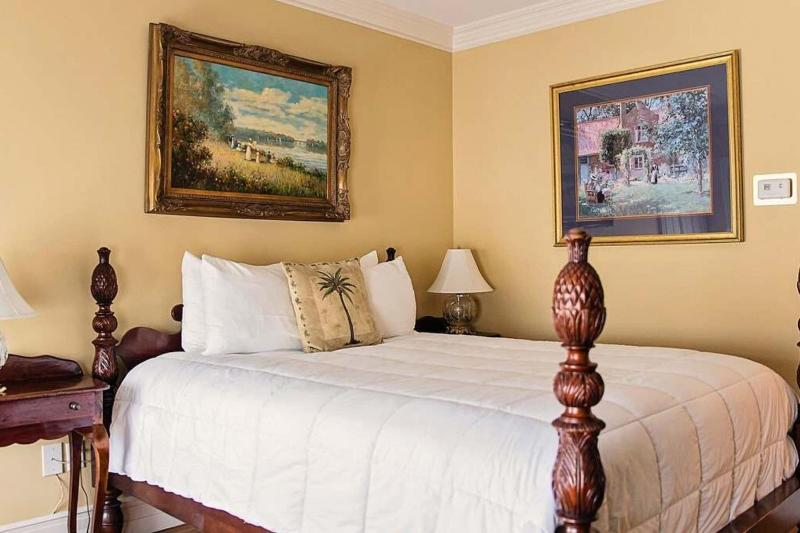 Beaufort Inn - photo 35