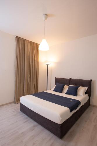 Elegant Little Apartment City Center M4 Station — 4-Star Luxury Hotel in Milan, Italy