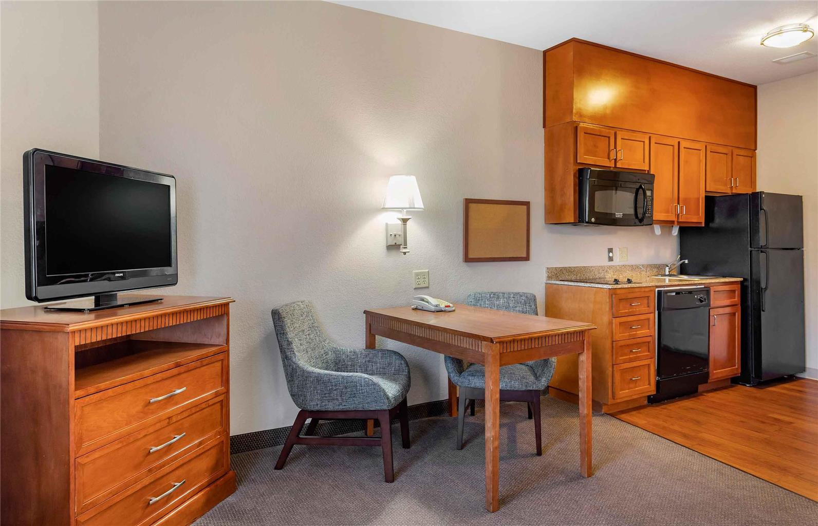 Extended Stay America Suites Houston IAH Airport - photo 20
