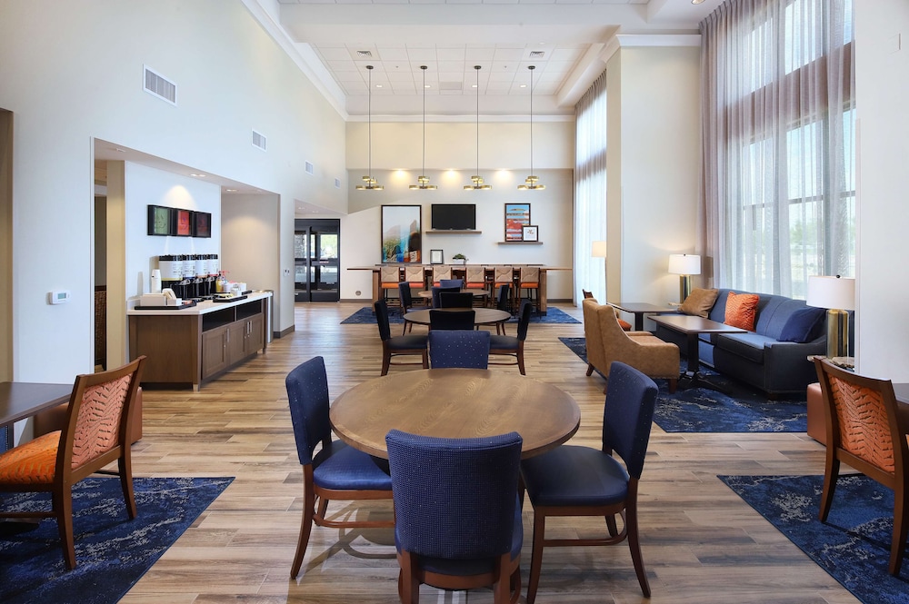 Hampton Inn & Suites Tucson Tech Park - photo 19