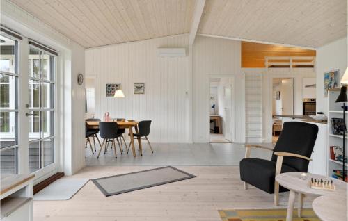 Awesome Home In Græsted With Wifi — Graested — photo 4