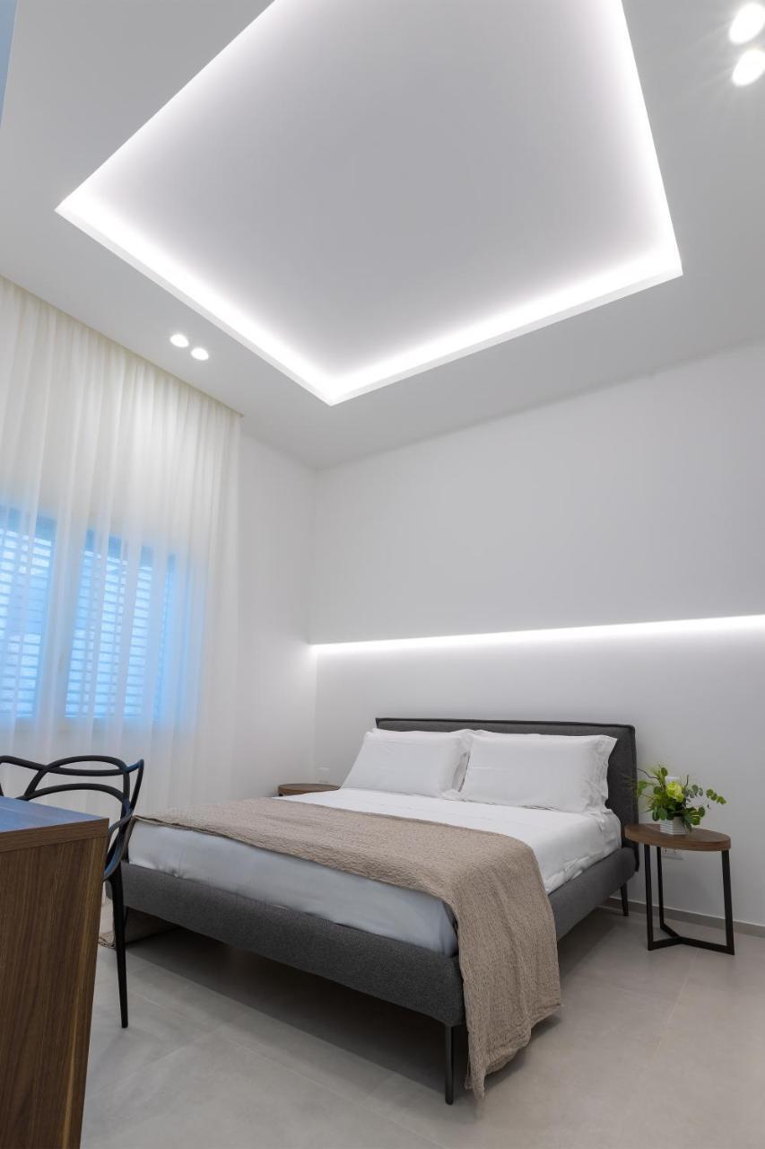 Daline Holiday Rooms — 4-Star Luxury Hotel in Acquarica Del Capo, Italy