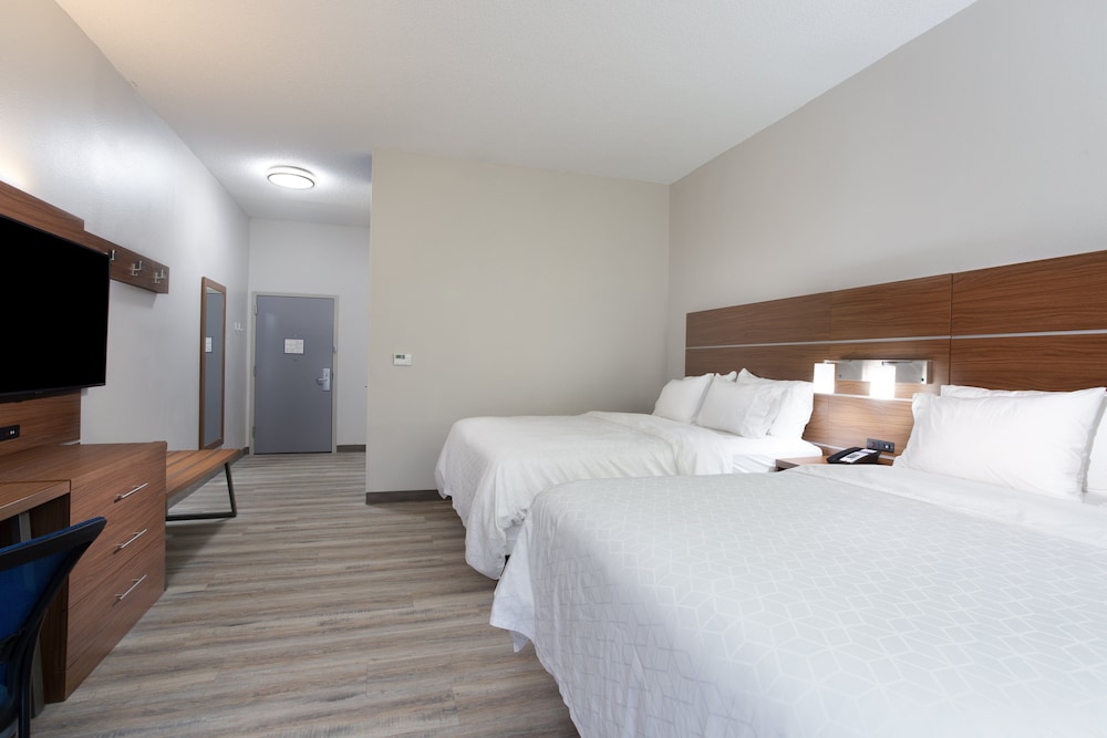Holiday Inn Express Hotel & Suites Morehead Cty by IHG - photo 10