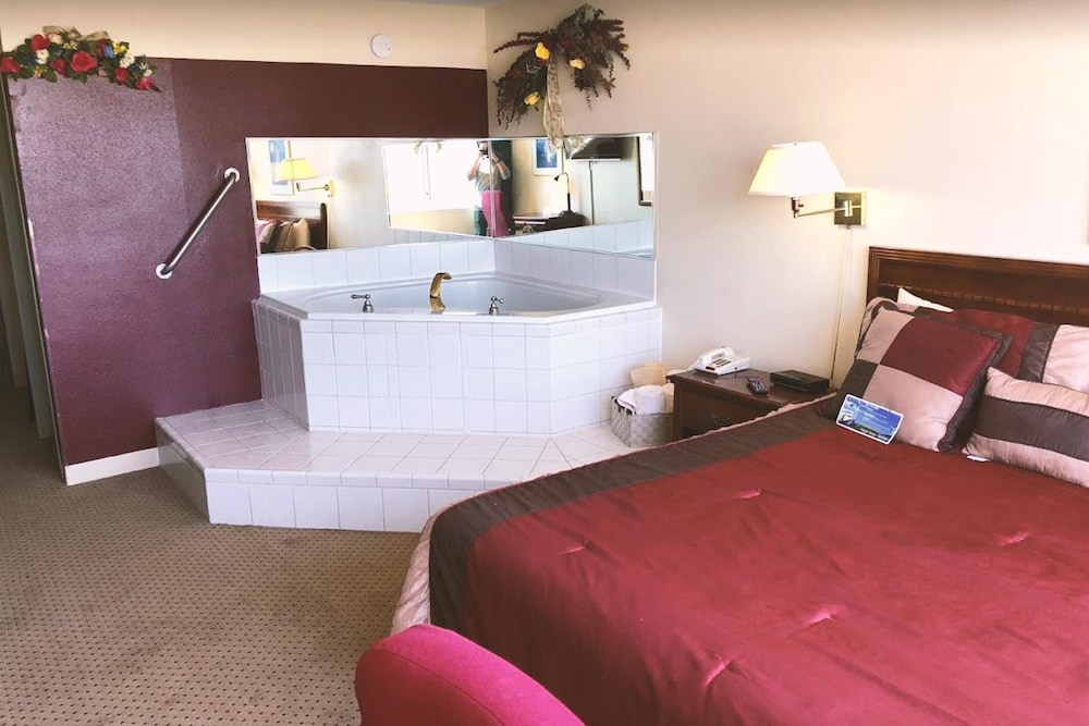 Norwood Inn and Suites Worthington - photo 18