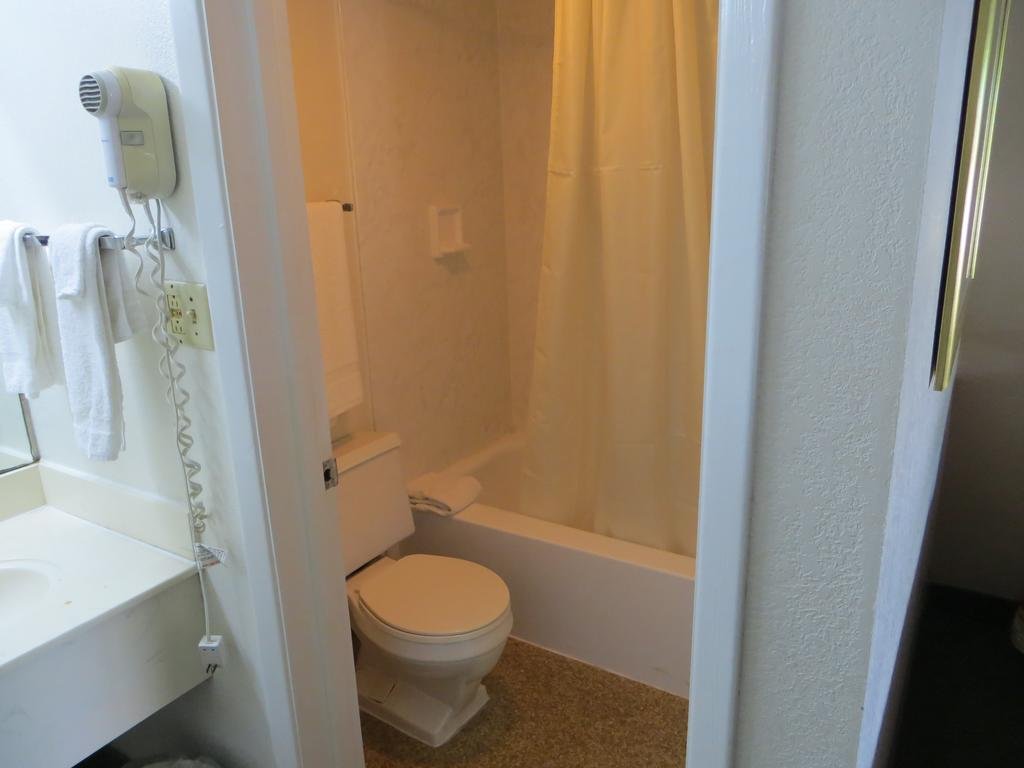 Orlando Motel - photo 22