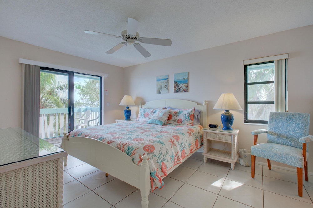 Beach Palms 6B by Anna Maria - photo 7