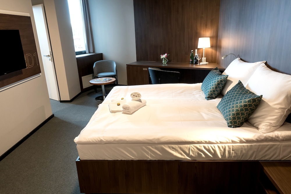 Hotel D1 — Brno — photo 2