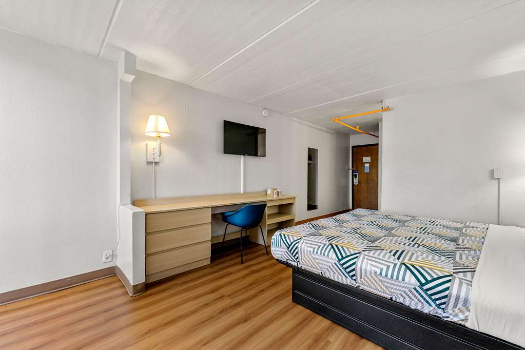 Motel 6 Decatur GA - photo 9