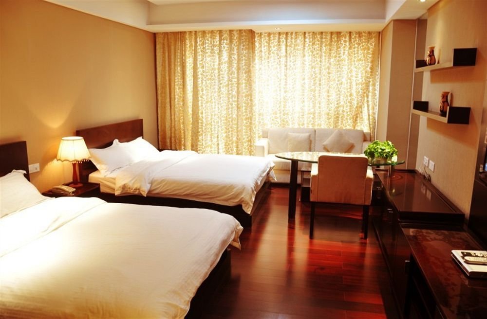 Westlake 7 Star Avenue Hotel in Fuyang, People's Republic of China