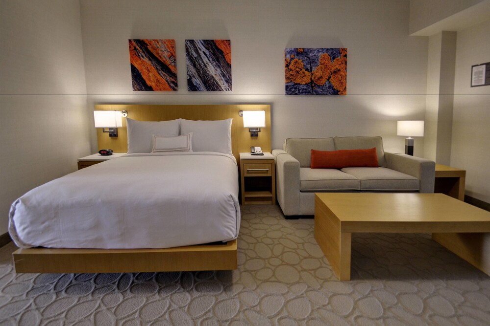 Renaissance Chicago Glenview Suites Hotel - photo 19