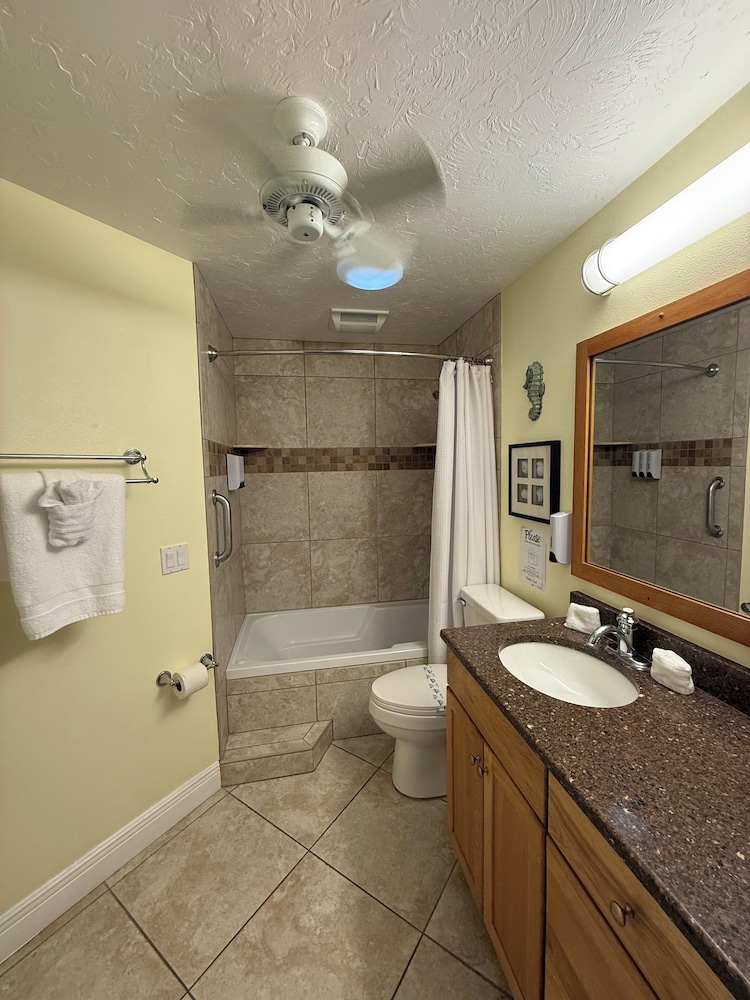 Siesta Key Inn - photo 27