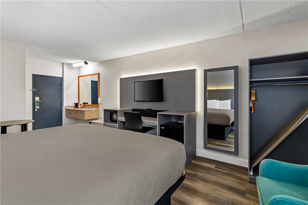 Quality Inn Bangor Airport - photo 21