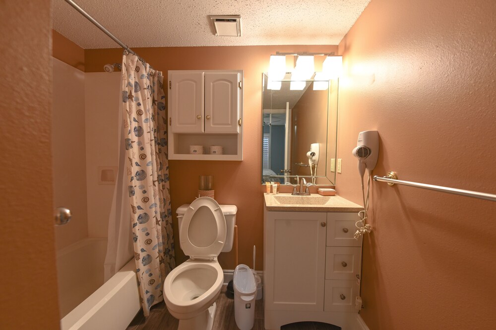 Pelican Beach Resort - photo 38