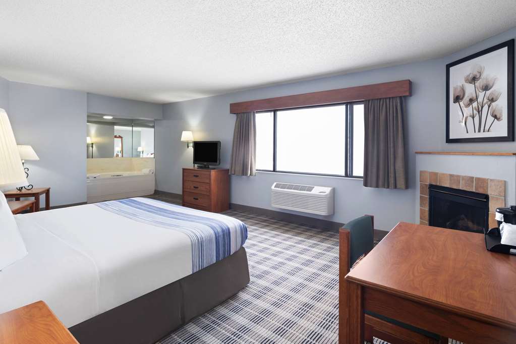 AmericInn by Wyndham Stuart - photo 28