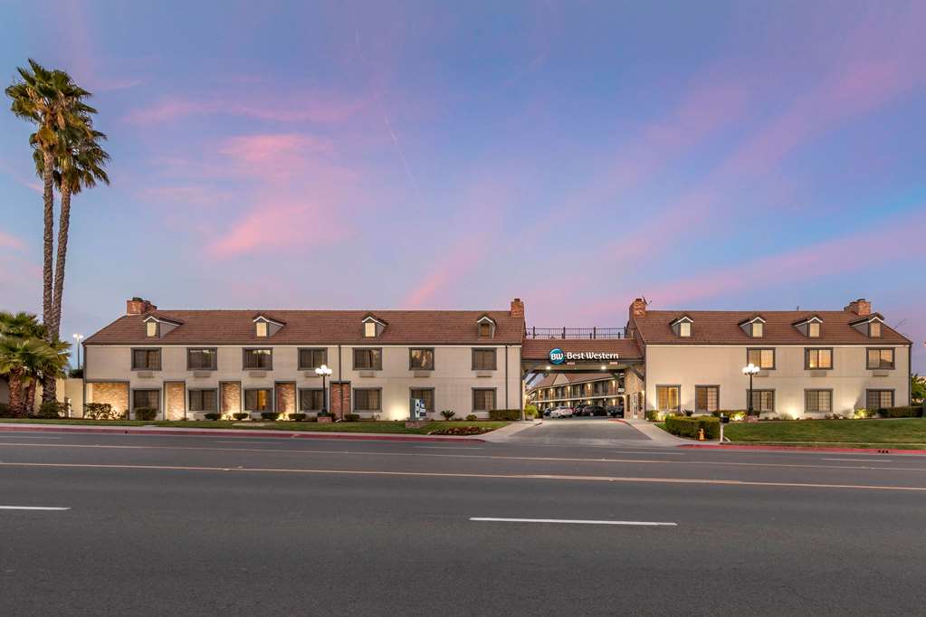 Best Western Country Inn - photo 10