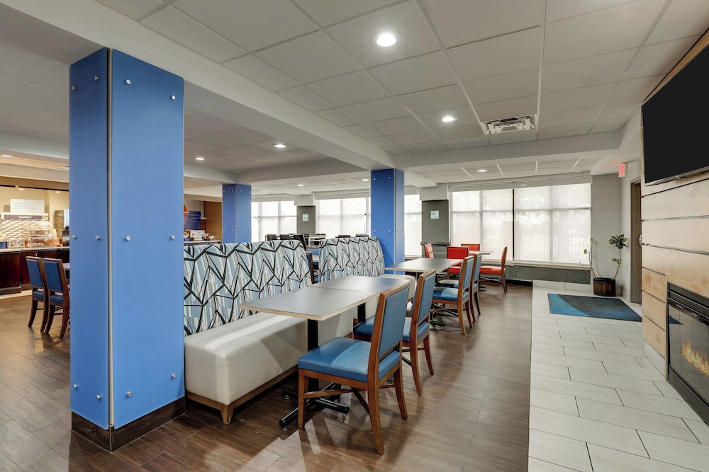 Holiday Inn Express Hotel & Suites Gadsden W Near Attalla by IHG - photo 74