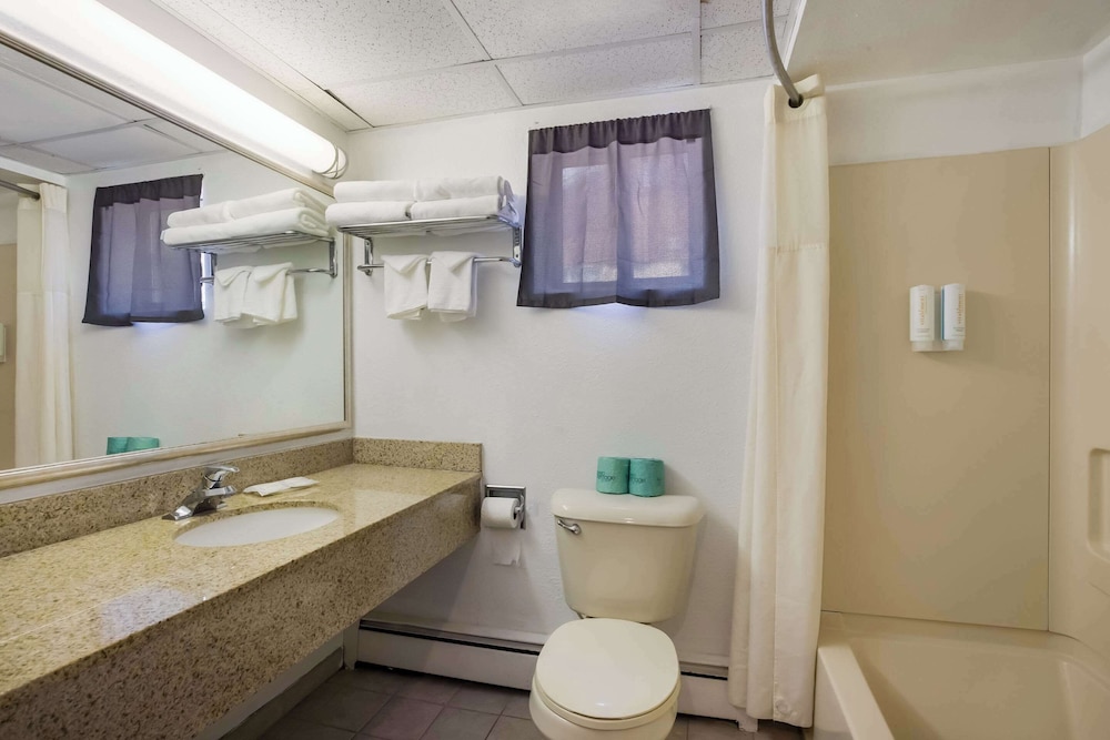 Suburban Studios Millville - photo 12