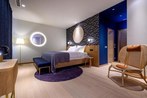 Villa Crystalsea 1 & 2 infinity heatedpool seaview — 4-Star Luxury Hotel in Hvar, Croatia