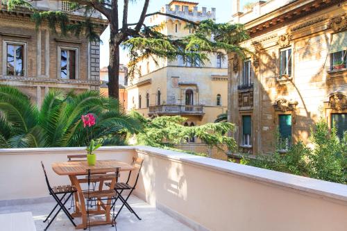 Casa Tommasina — 4-Star Luxury Hotel in Rome, Italy