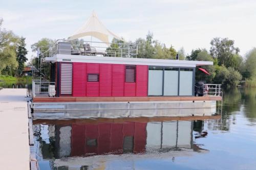 Hausboot Caliene Lp9 — Hoexter