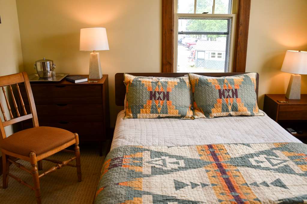 Chestnut Inn at Oquaga Lake - photo 27
