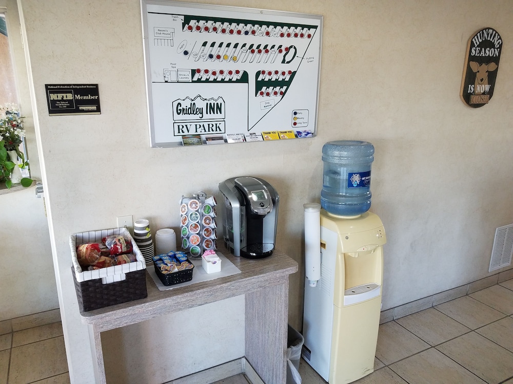 Gridley Inn & RV Park - photo 3