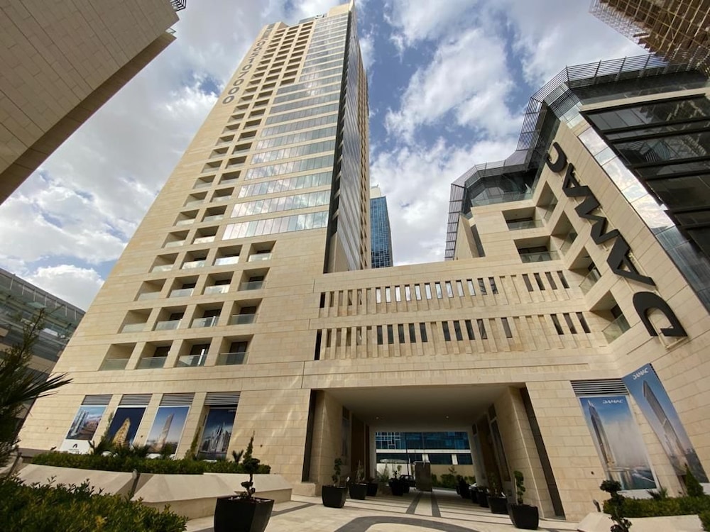 Luxury Furnished Apartment Damac Tower — Amman — photo 2