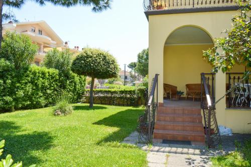 Homiday Villino Filippi — 4-Star Luxury Hotel in Pineto, Italy