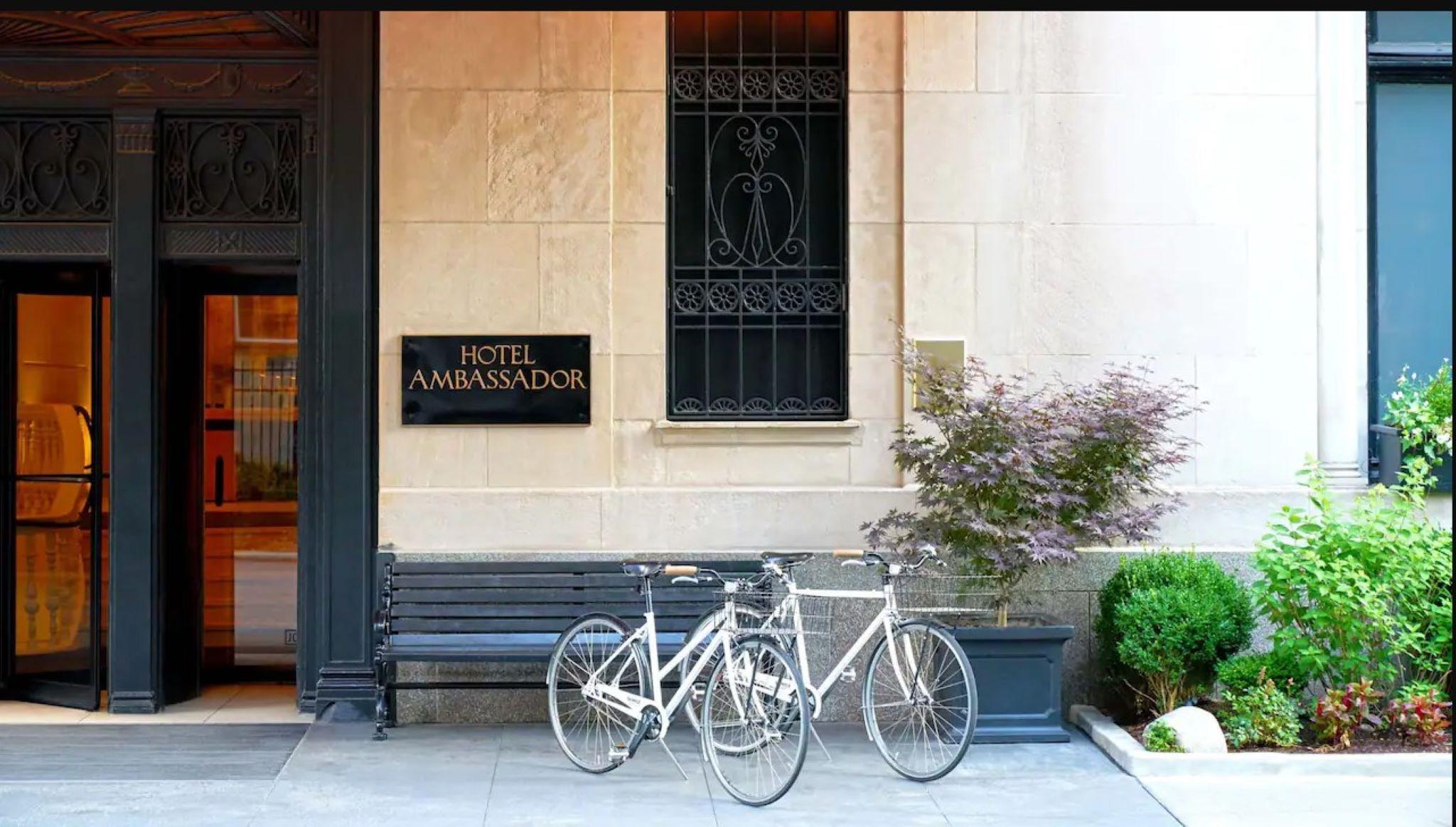 The Chicago Hotel Collection Ambassador Gold Coast in Chicago, United States