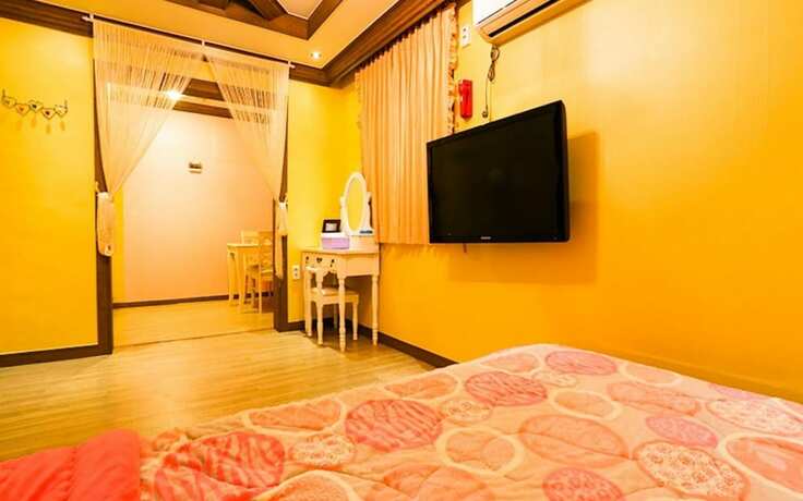 Yeongdeok Sunshine Pension — 4-Star Luxury Hotel in Yeongdeok, South Korea