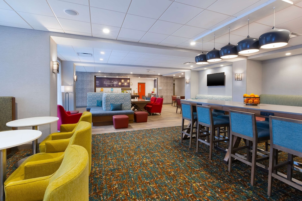 Hampton Inn Cape Cod Canal - photo 27
