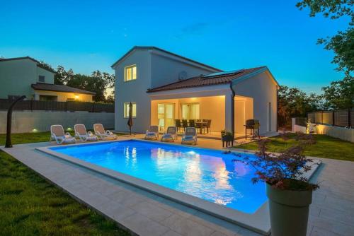 Villa Putina by IstriaLux — 4-Star Luxury Hotel in Svetvincenat, Croatia
