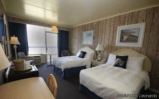 Belvedere Beach Resort - photo 16