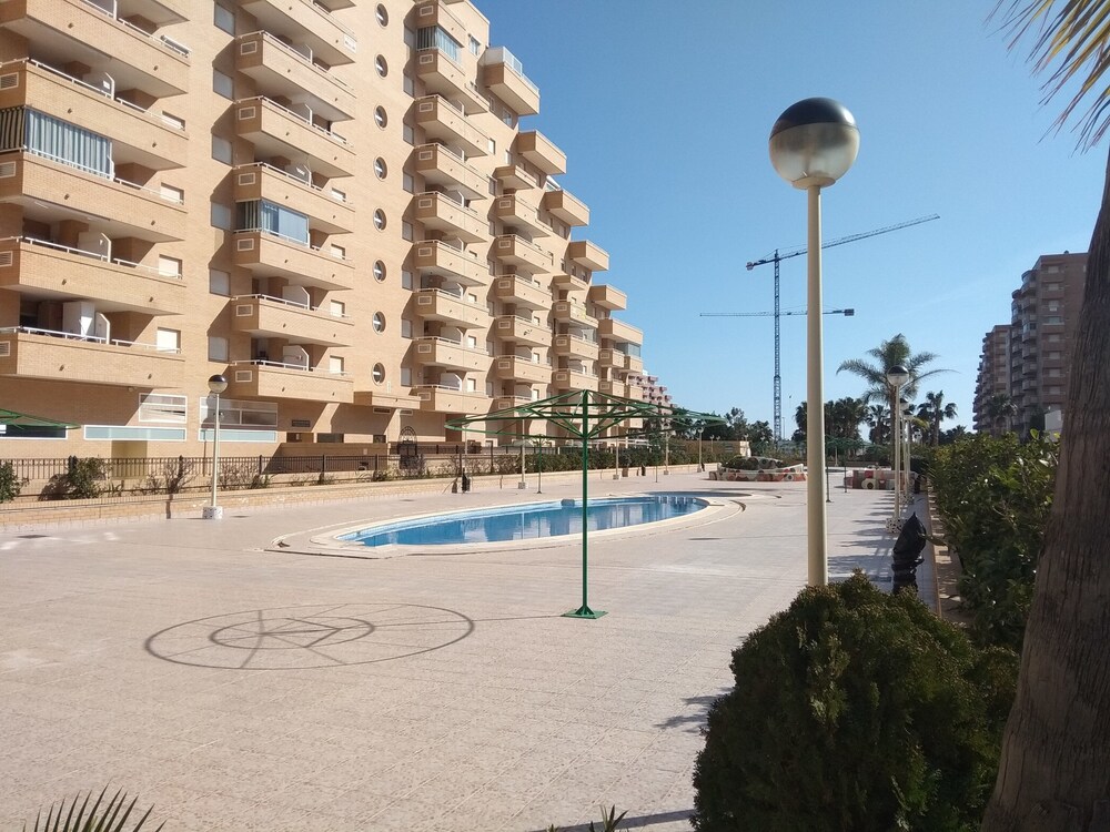 Acv Valparaiso 2ª línea Planta 5 Norte in Oropesa Del Mar, Spain