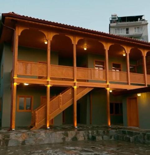 Tarihi ahsap konak — hotel in Tire
