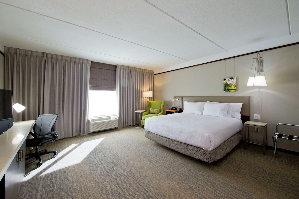 Hilton Garden Inn Martinsburg - photo 16