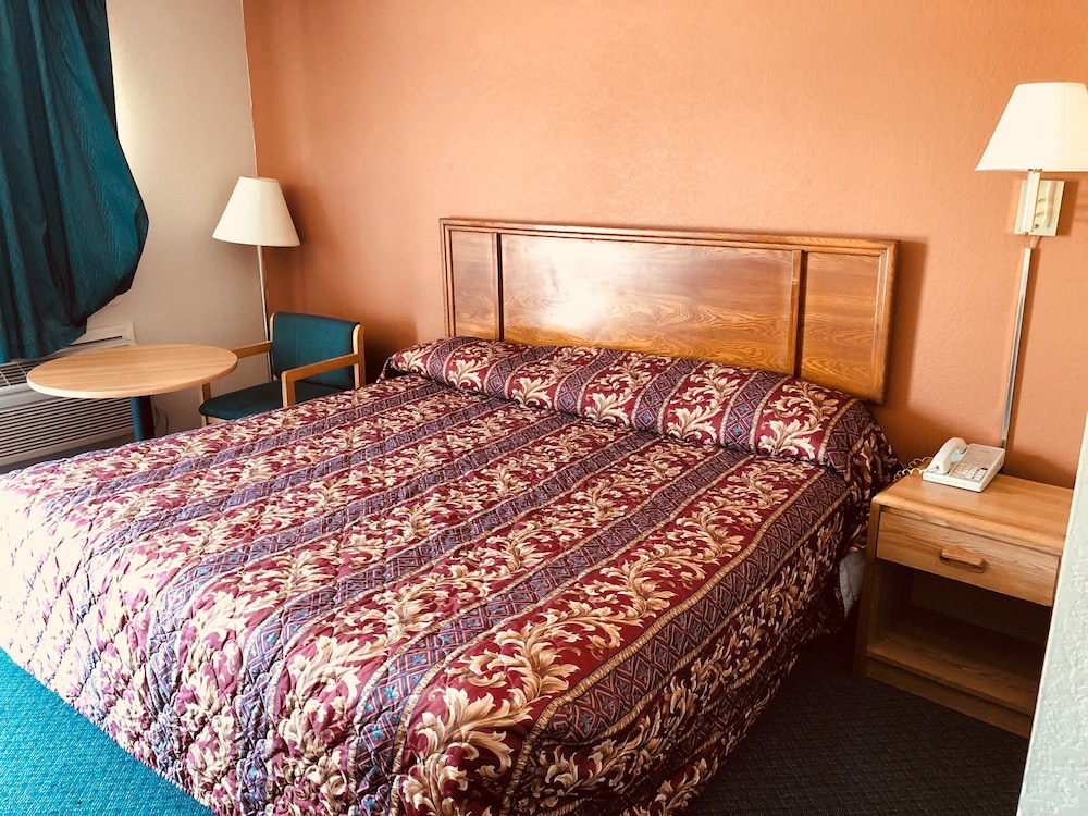 Rest Inn Motel - photo 7