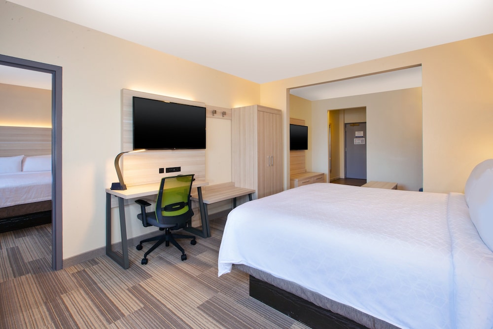 Holiday Inn Express & Suites Absecon Atlantic City by IHG - photo 7