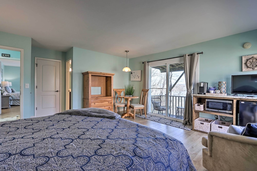 Peaceful Osage Beach Escape w Resort Perks - photo 19