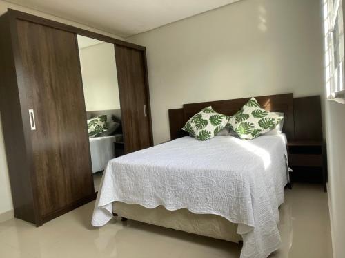 Comfort and Style Master Ebony I in Cuiaba, Brasil