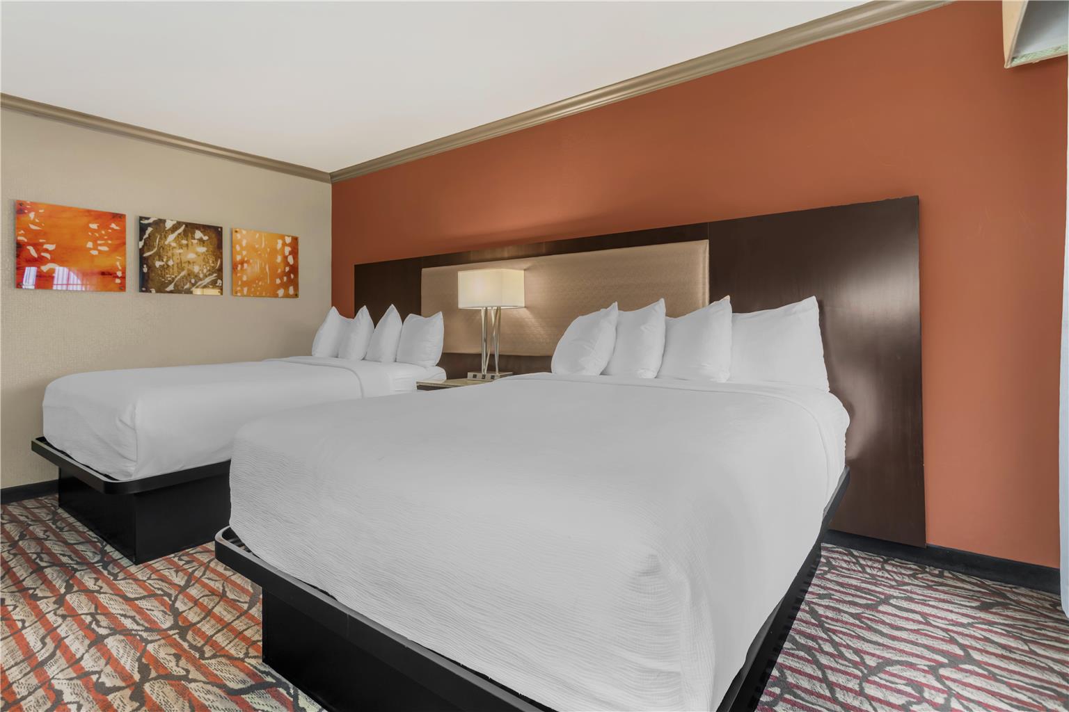 Best Western Plus Brookside Inn - photo 21
