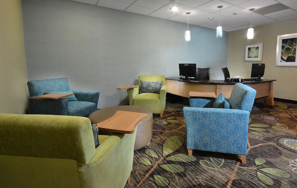 Holiday Inn Express Hotel & Suites High Point South by IHG - photo 40